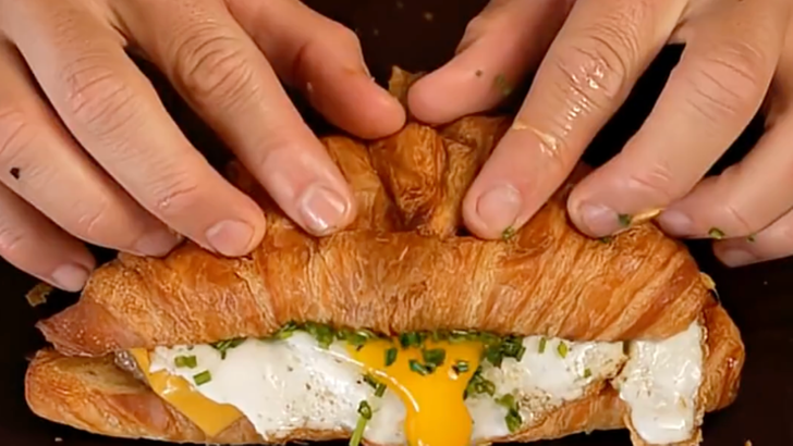 simple-sandwich-series-74-big-croissant-energy