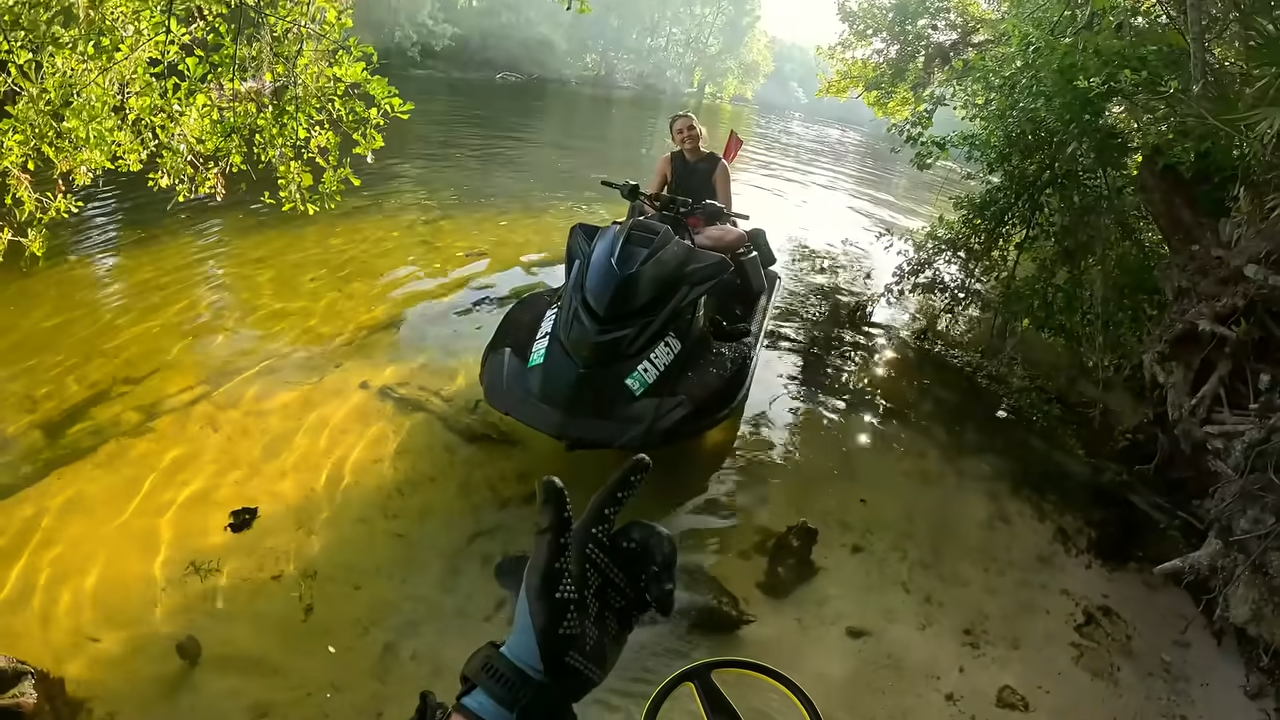 What turned up after just minutes of diving
