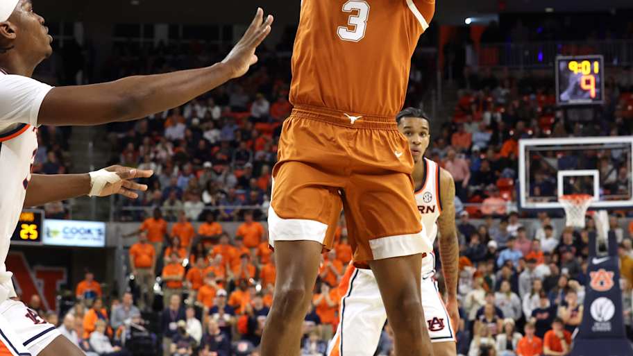 Texas' Dailyn Swain named contender for prestigious national award