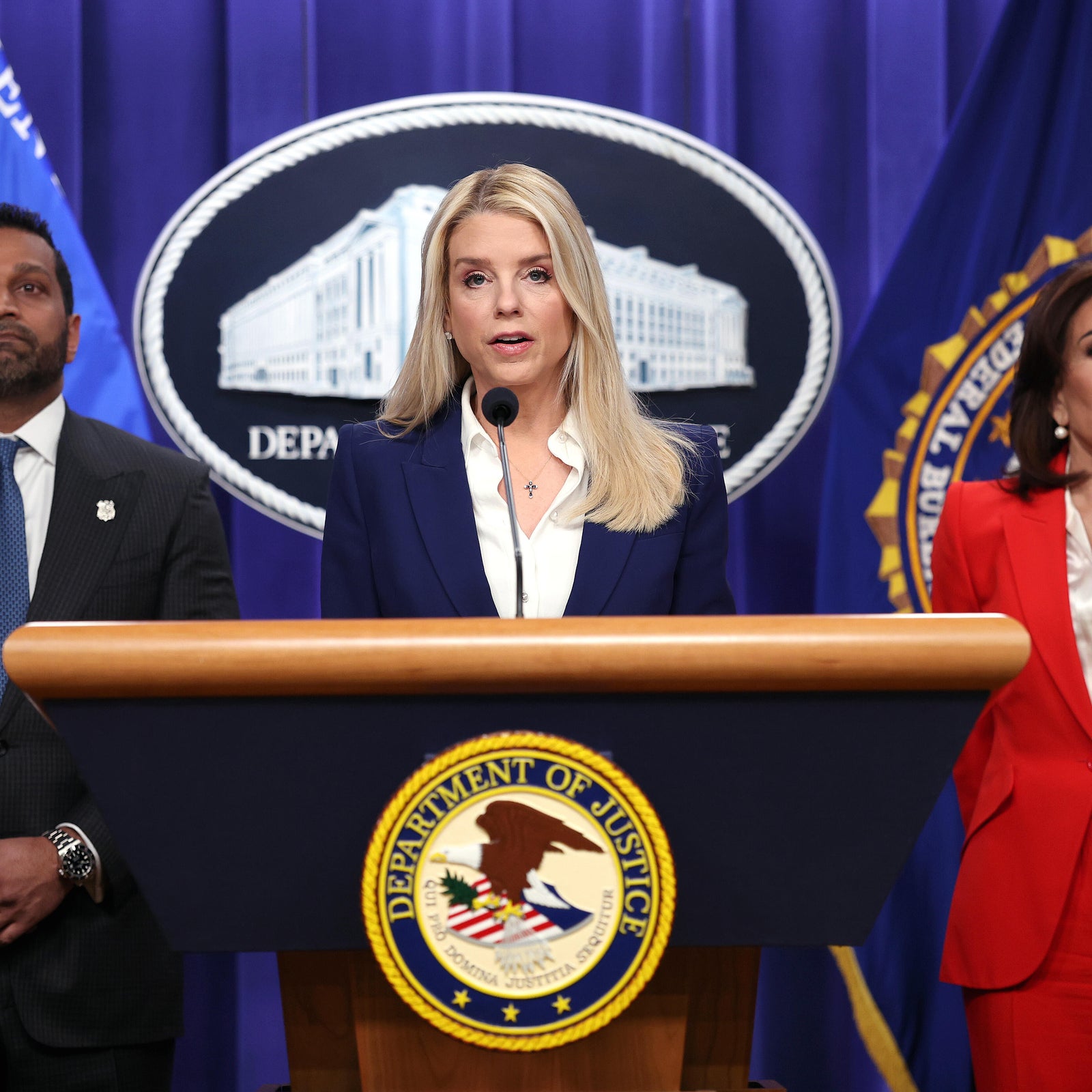 Sospechoso del ataque de Bengasi en 2012 arrestado y llevado a EE.UU.