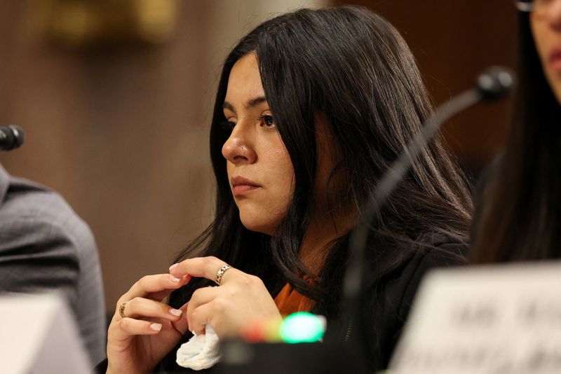 Judge allows release of bodycam footage, texts in Chicago shooting by Border Patrol agent<br><br>