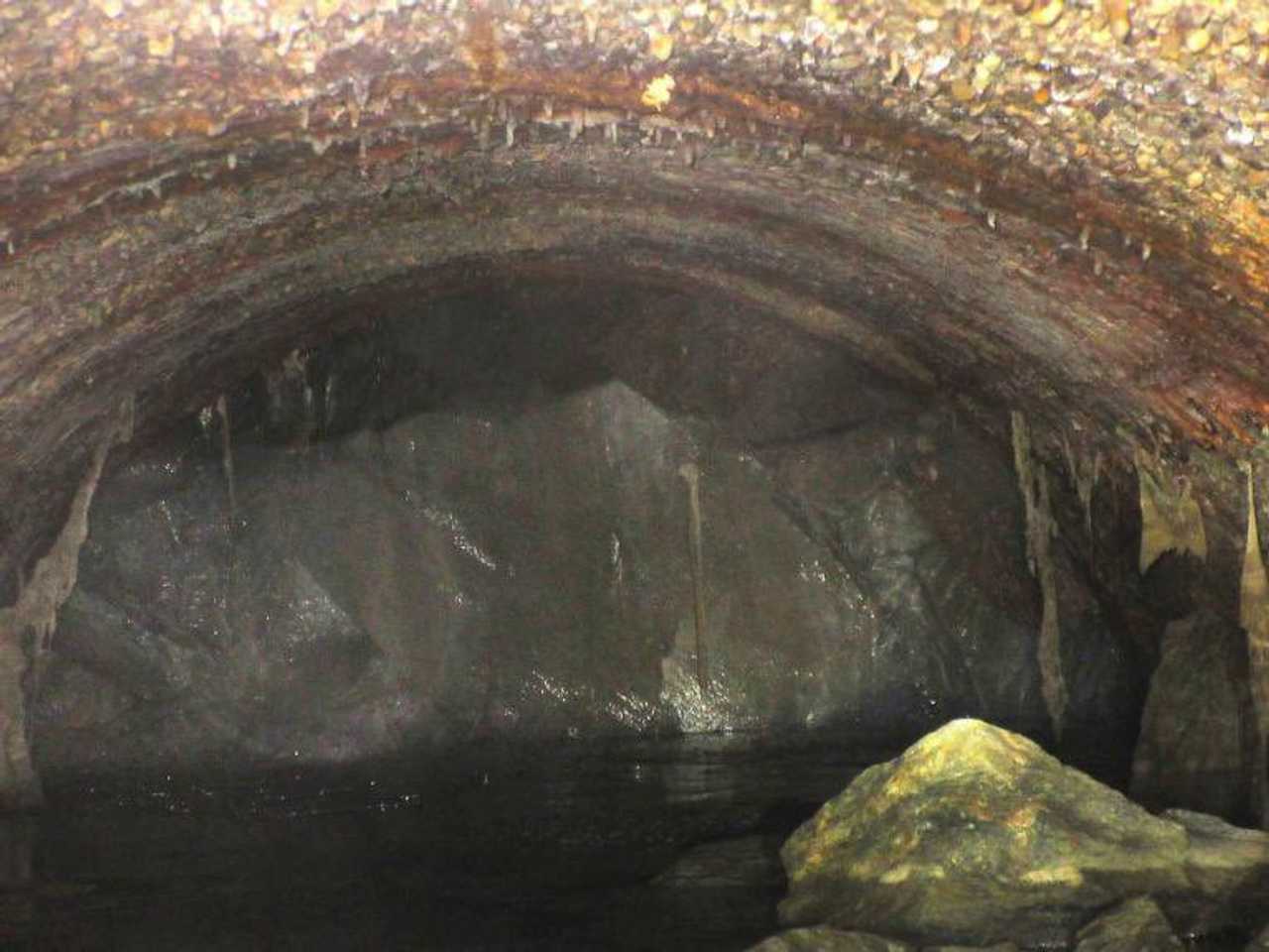 Massive rock dam found inside collapsed sewer delays Potomac spill fix ...