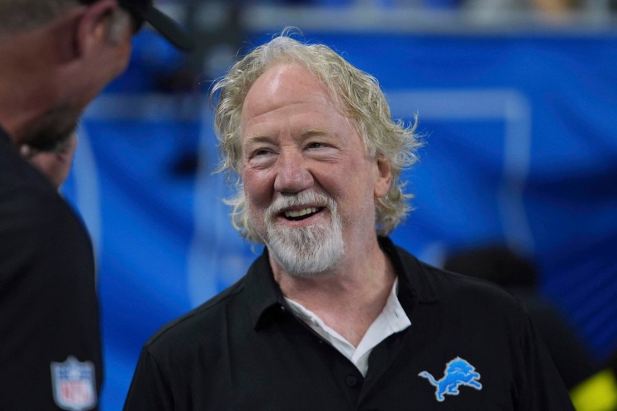 Timothy Busfield indicted on child sex abuse charges in New Mexico