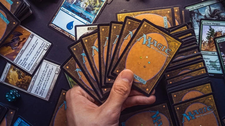 Boîte Scénique Magic: The Gathering – Avatar, Le Dernier Maître De L’air – The Black Sun Invasion, Version Anglaise