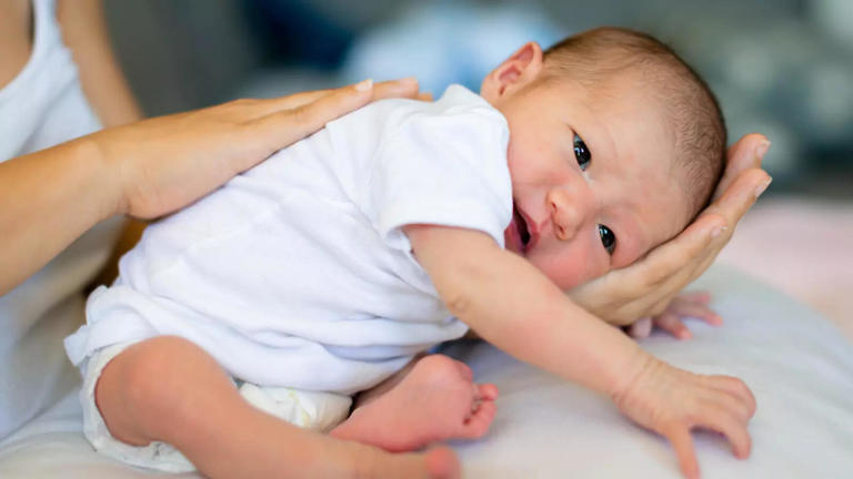 How to identify and relieve gastric problems in newborns