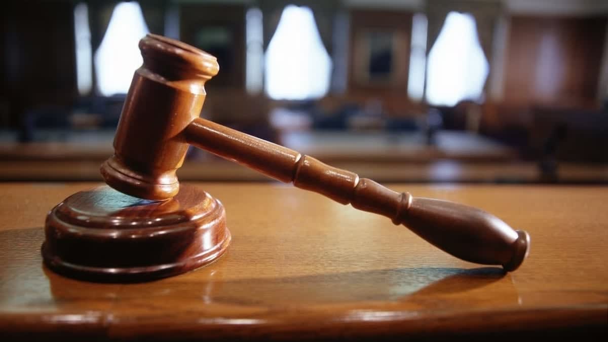 Former Pinellas 3rd grade teacher pleads guilty to child sex abuse charges