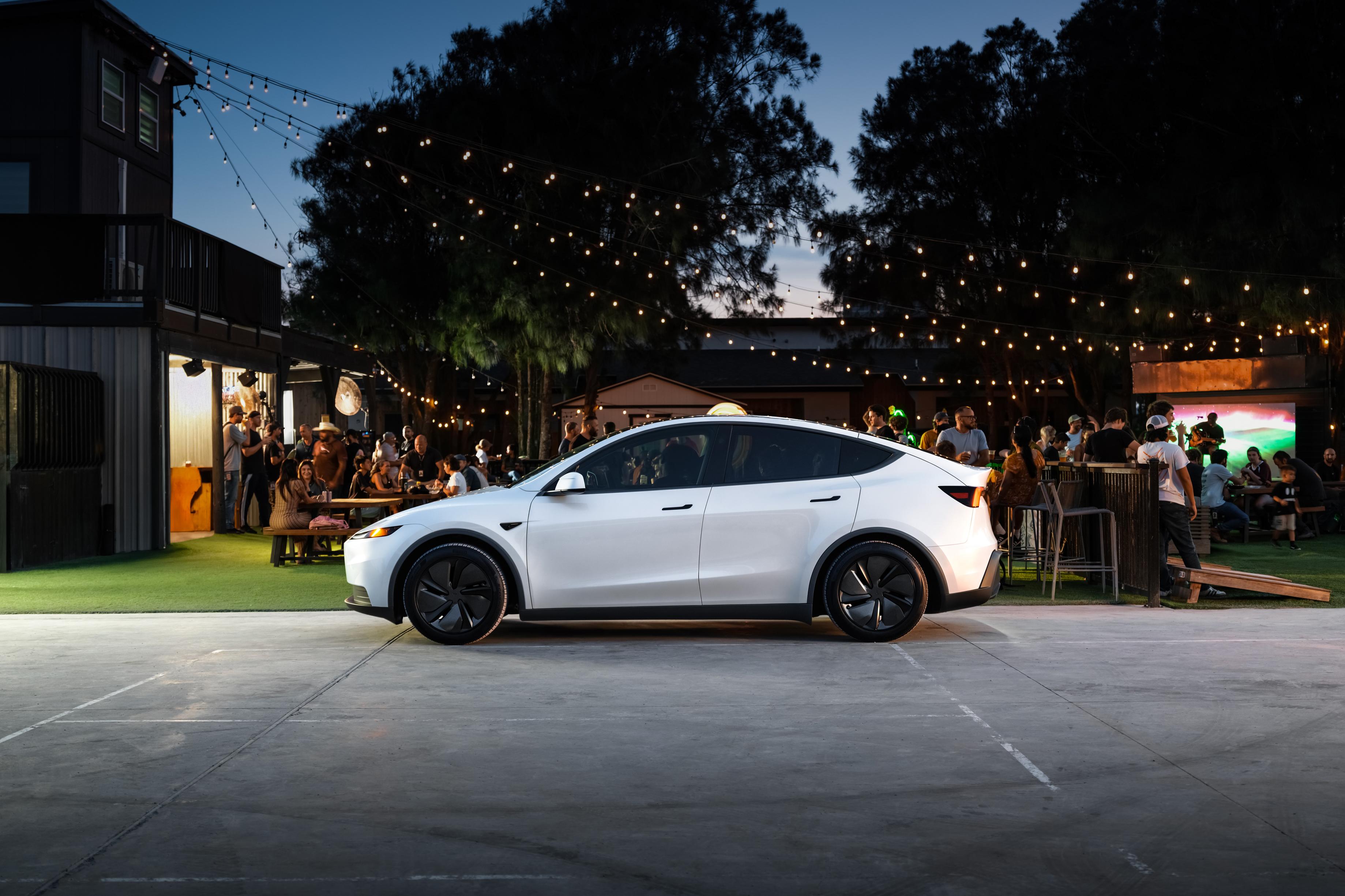 2026 Tesla Model Y Standard review: Quick drive