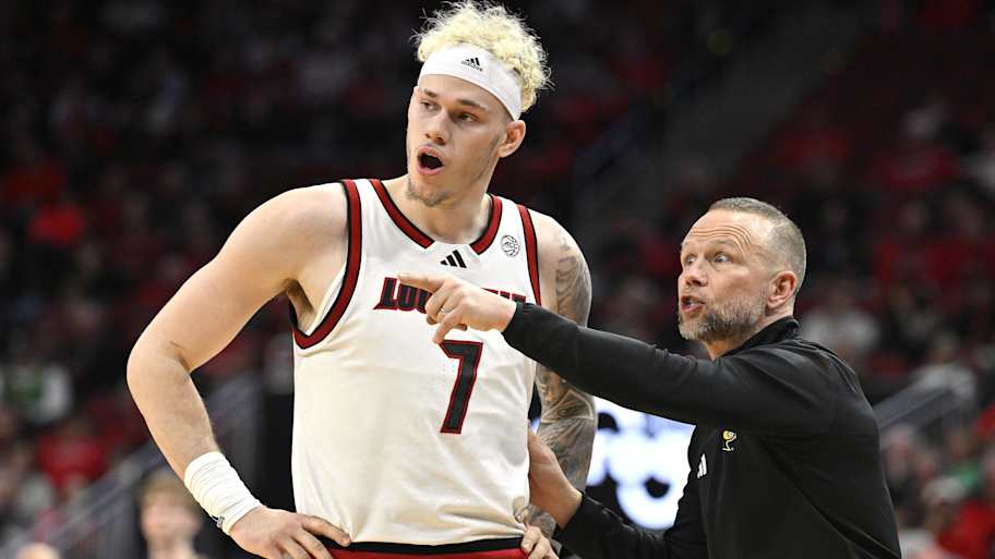 Louisville basketball's once glaring weakness is quickly flipping the ...