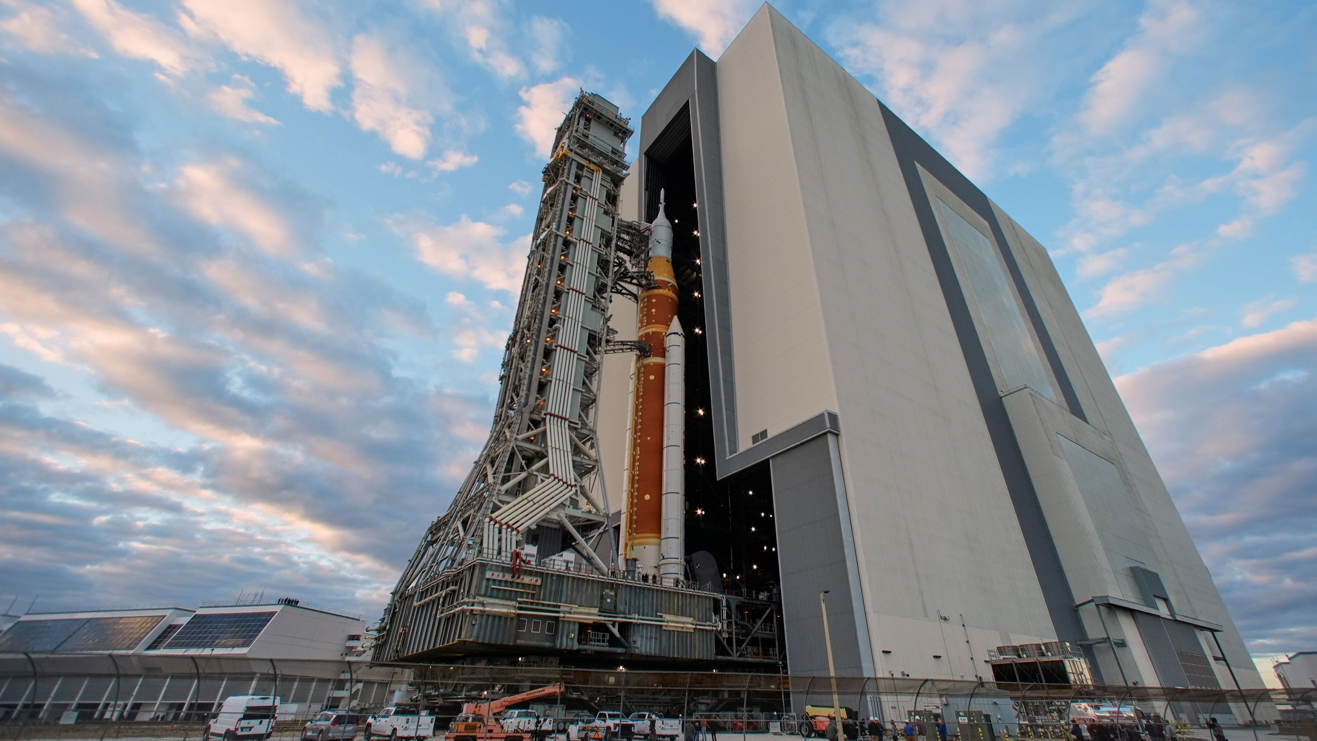 Repairs underway on Artemis II rocket after hydrogen leak during ...