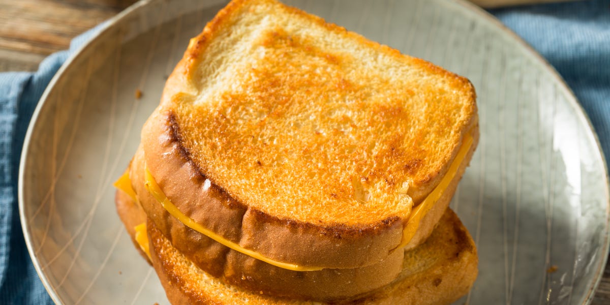 Should you use butter or mayo for grilled cheese? I found out