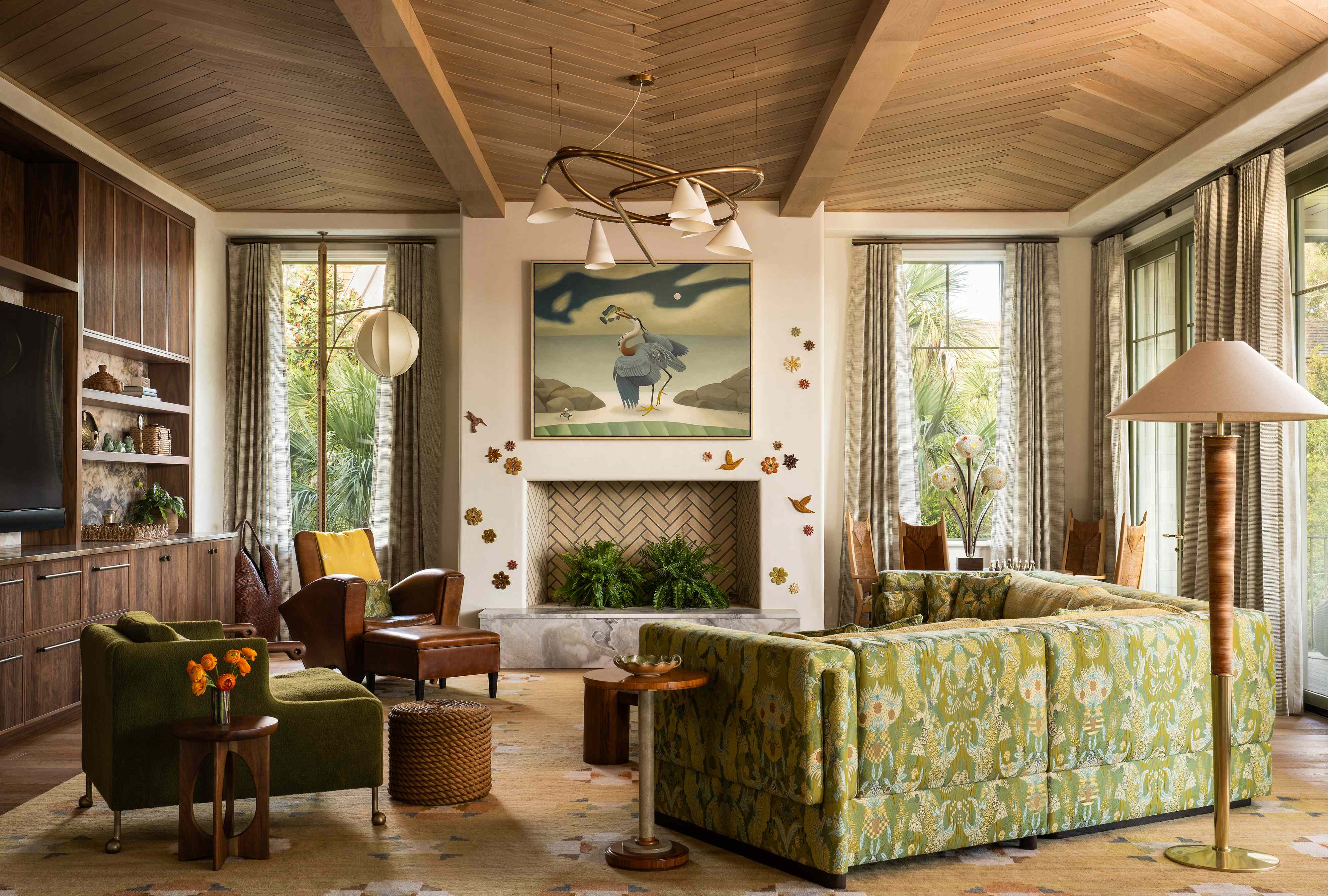 The secret to blending vintage and modern décor, according to designers