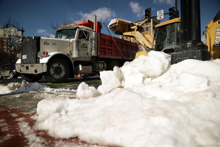 Winter storm warning issued as up to 10 inches of snow targets several ...