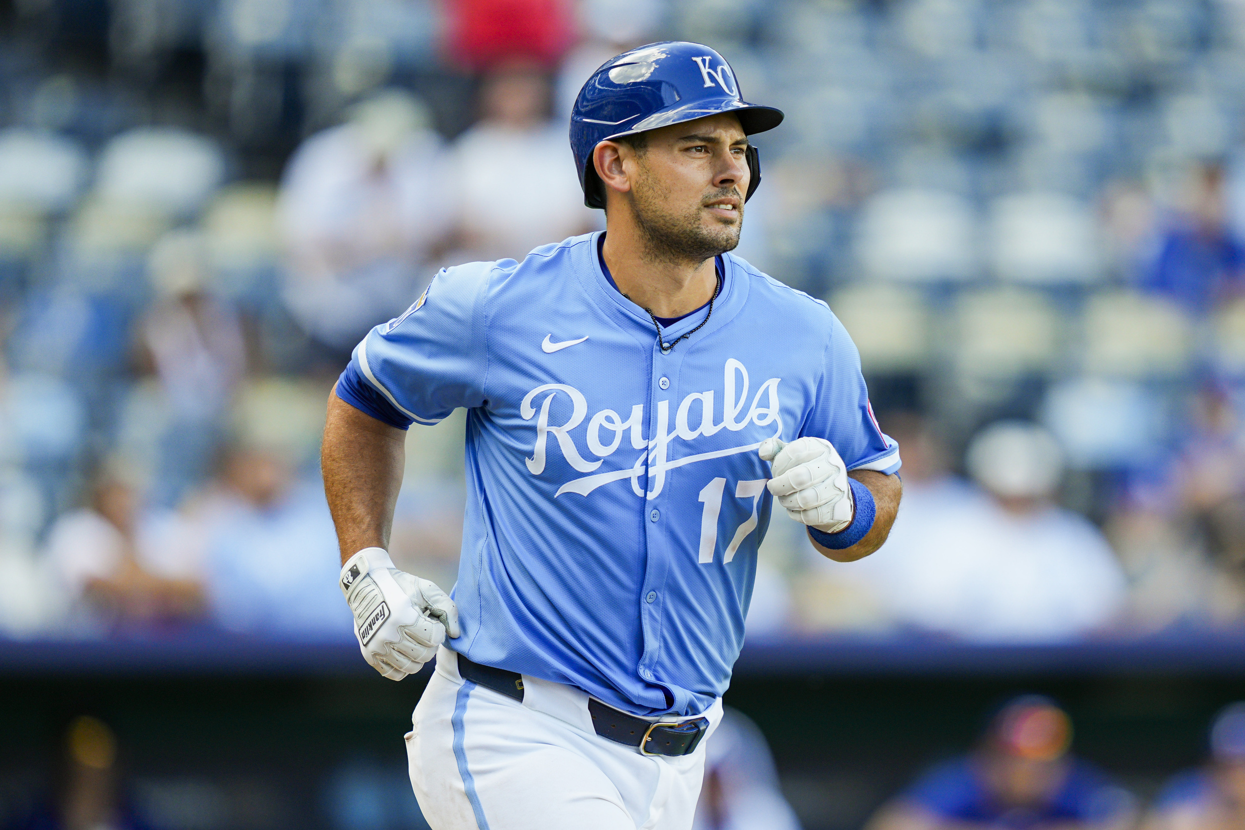 Royals re-sign Luke Maile to minor league deal<br><br>