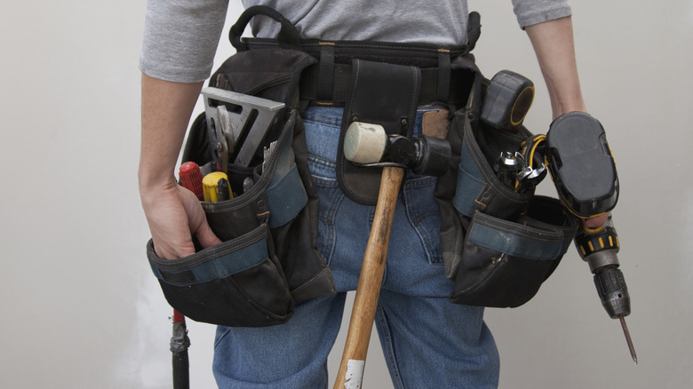 6 highly-rated tool belts for electricians