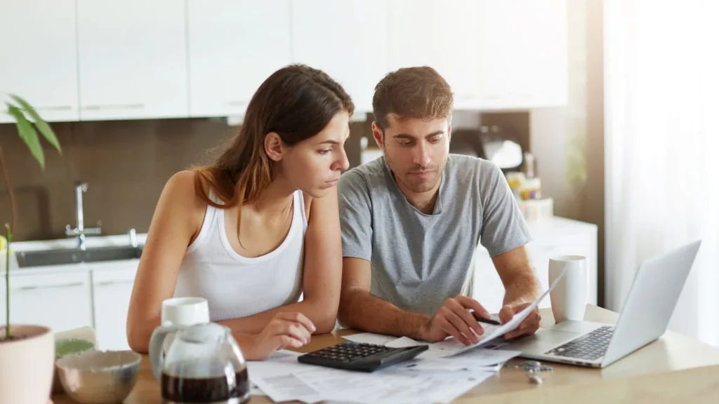 Ocho consejos para mejorar tus finanzas en pareja