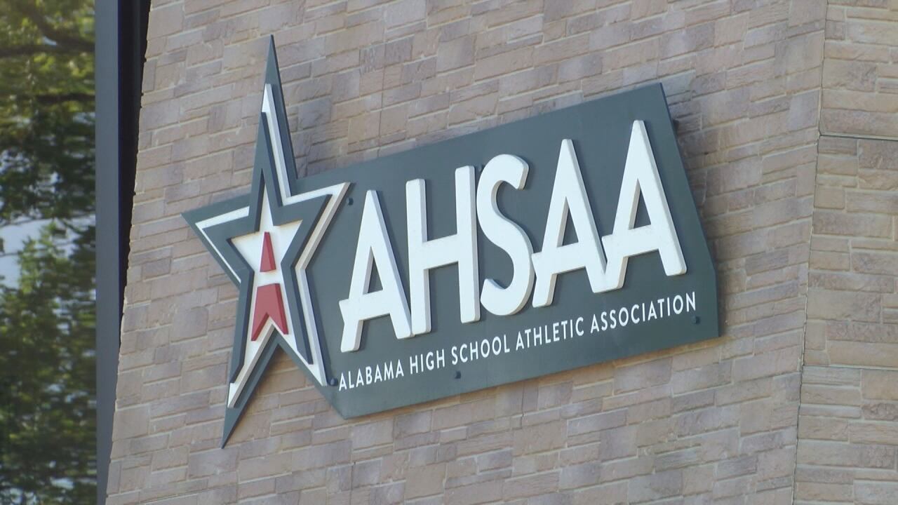 AHSAA board approves expansion of 6A football playoff format