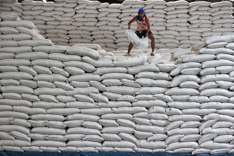 DA: Rice prices may hit P62/kg in September due to high fertilizer costs