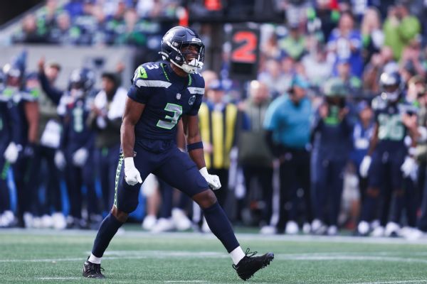 Seahawks' Nick Emmanwori has ankle surgery, expected to play W1