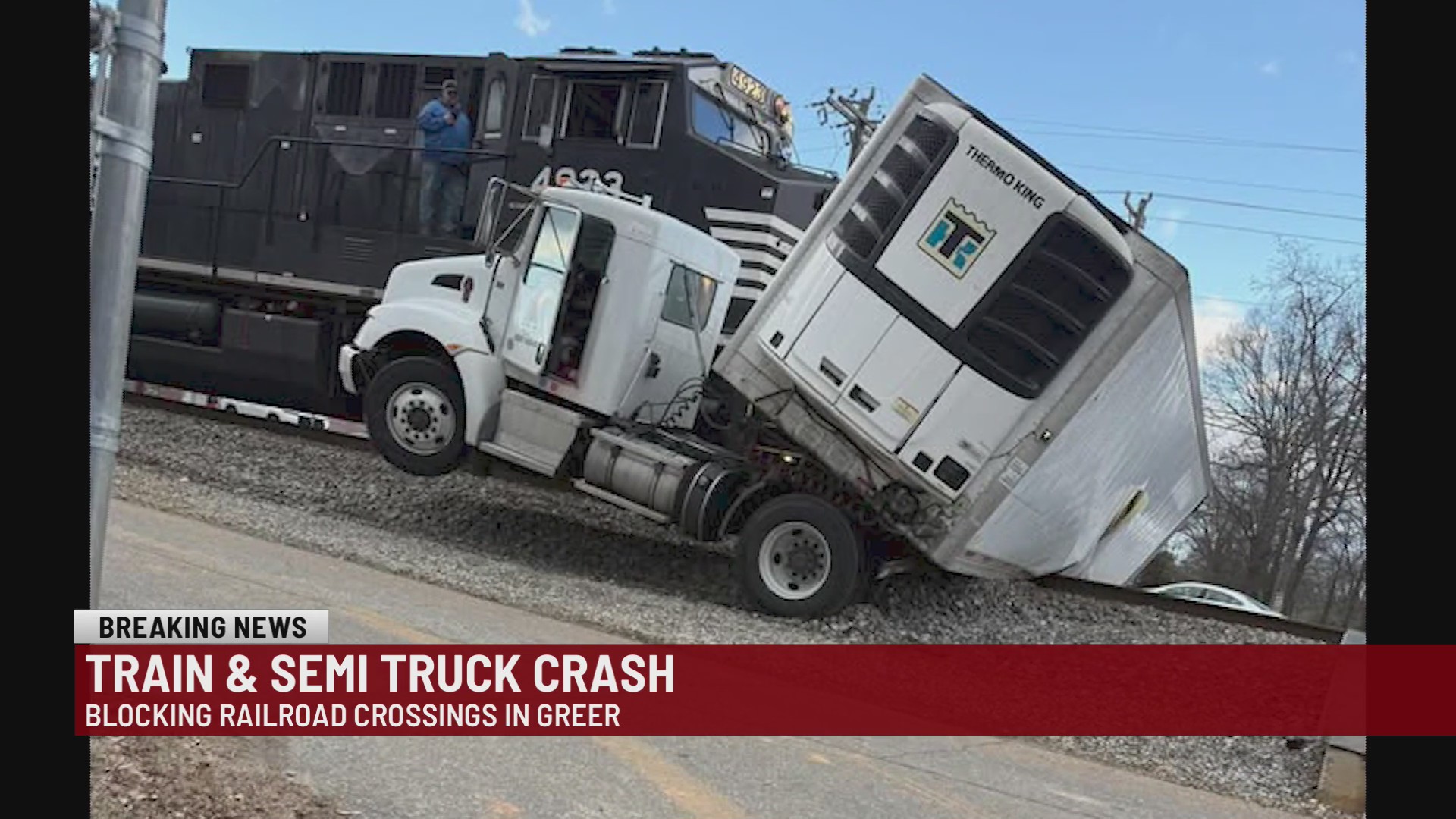 Train crashes into tractor trailer in Greer