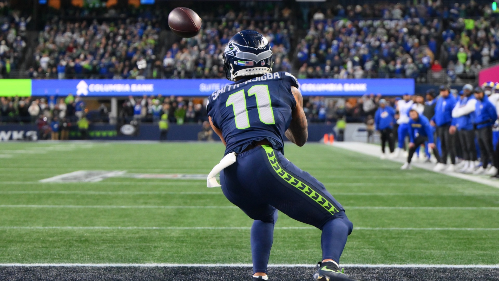 Fantasy football insights: Top DFS picks & player strategies
