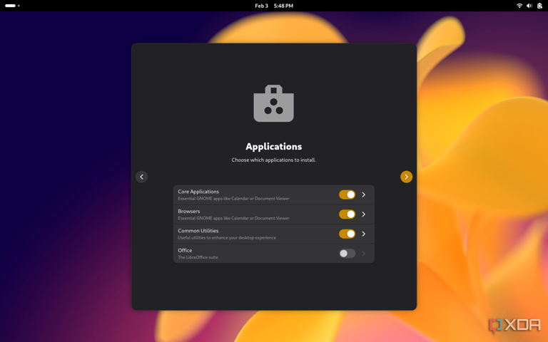Vanilla OS 2 lets me run Ubuntu, Fedora, and Arch apps at the same time