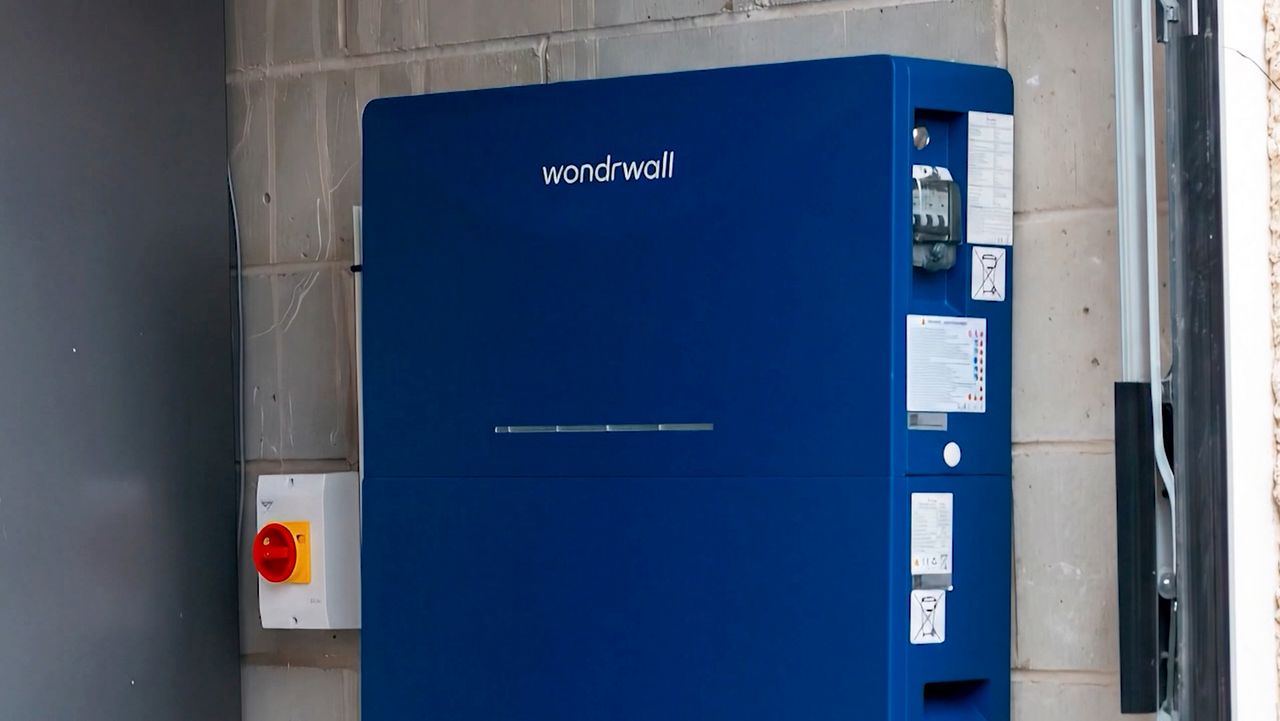 New battery subscription service promises lower UK electricity bills