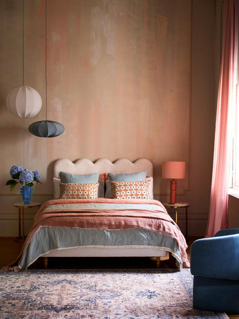 Statement headboards are one of the biggest bedroom trends in 2026 ...