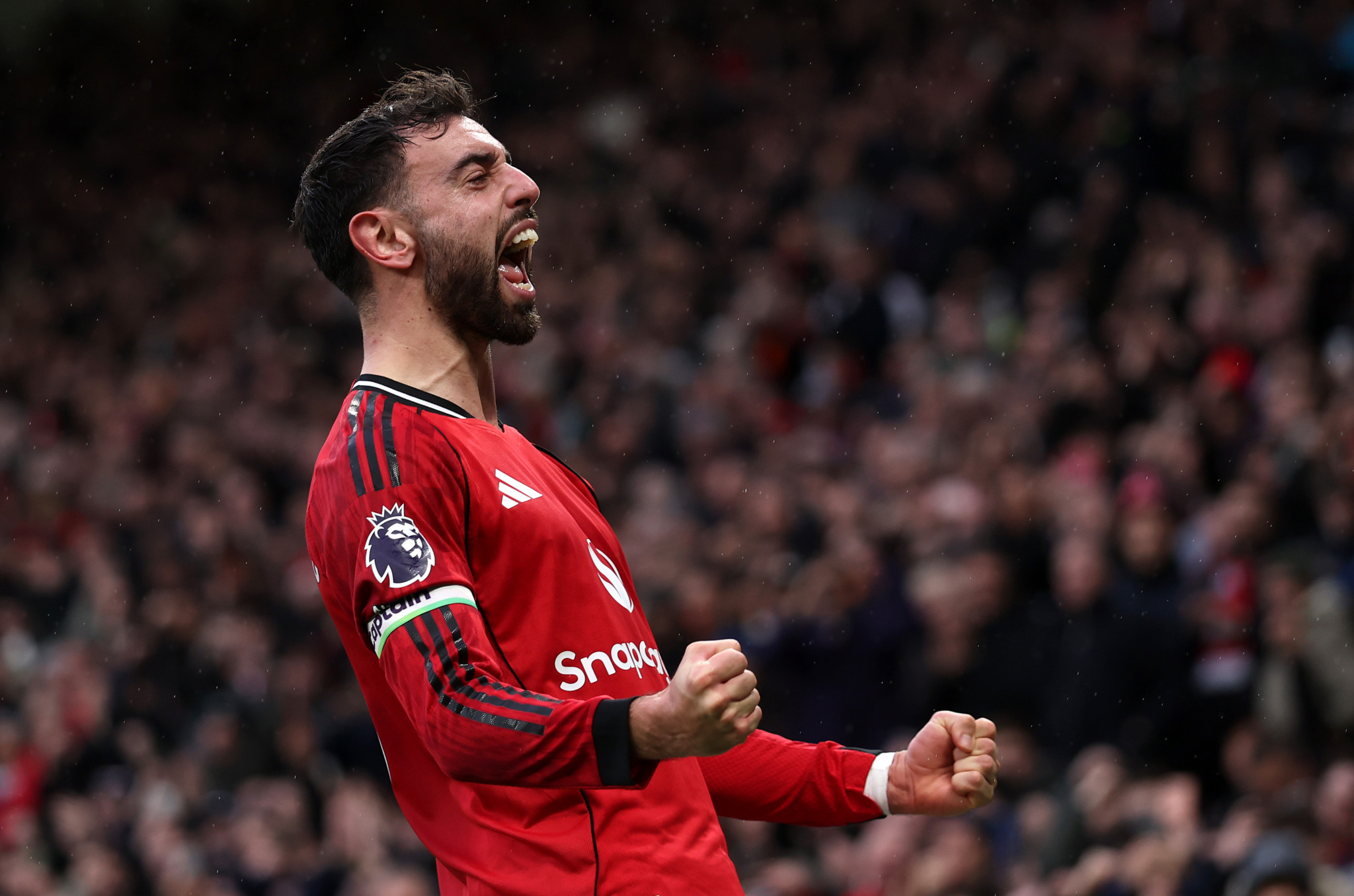 Manchester United gewinnt erneut – wird Fan bald von Haarpracht erlöst?