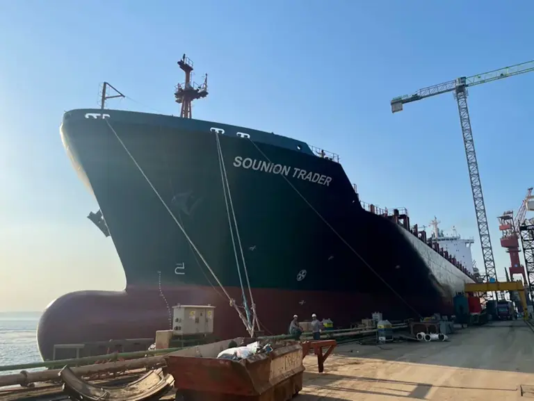 This new tech turns cargo ship exhaust into limestone