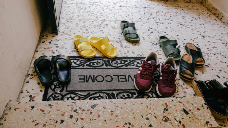 Not in a closet or cabinet: This shoe storage idea keeps them organized ...