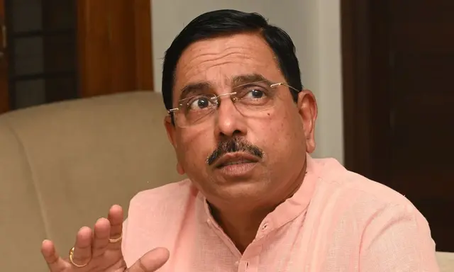 Defamation case: Union Minister Pralhad Joshi records statement in JMFC ...