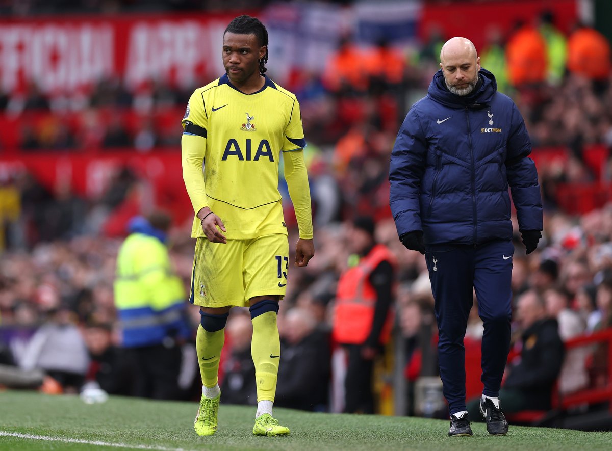Frank issues Tottenham injury update as eleven to miss Newcastle test<br><br>