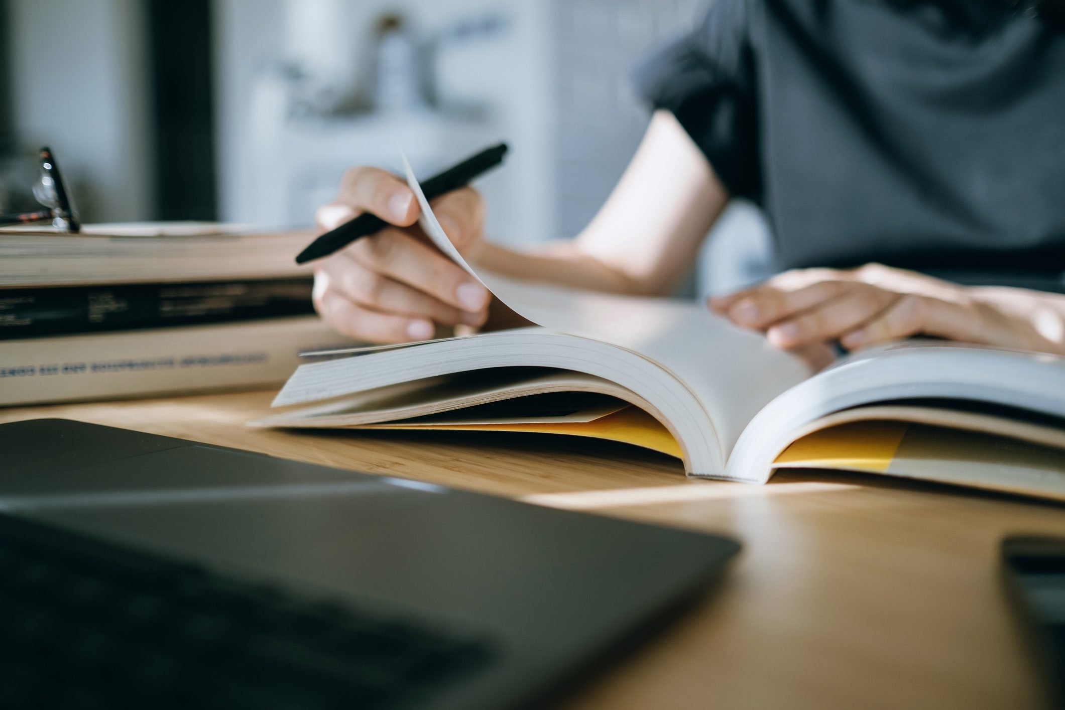 One more year of school could lengthen your life by this much, says new ...