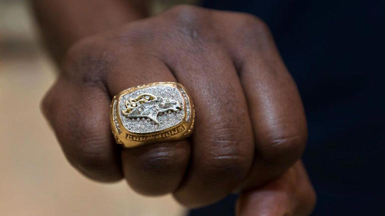 Why do Super Bowl winners get rings and not medals?