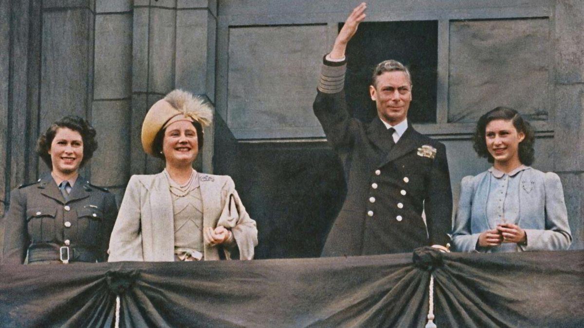 Inside the forgotten story of how Princess Margaret smashed royal ...