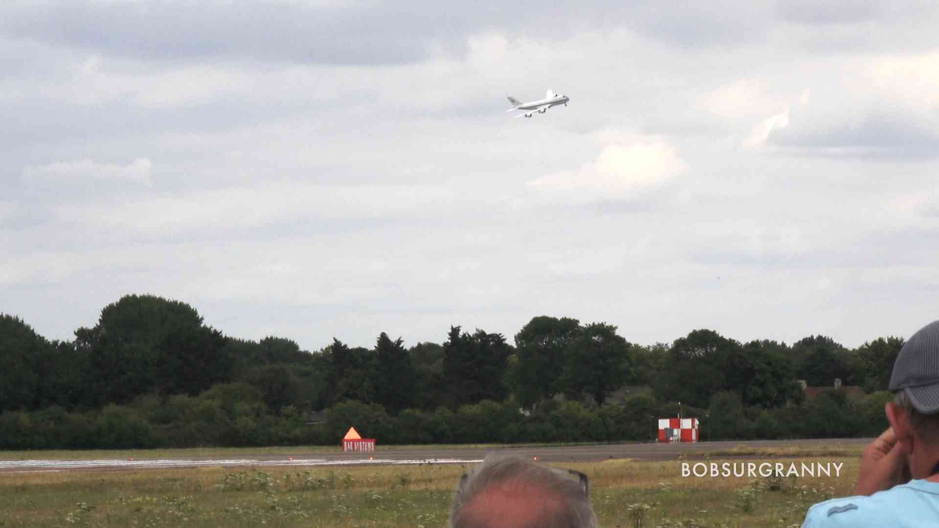 America’s doomsday plane appeared in the sky without warning