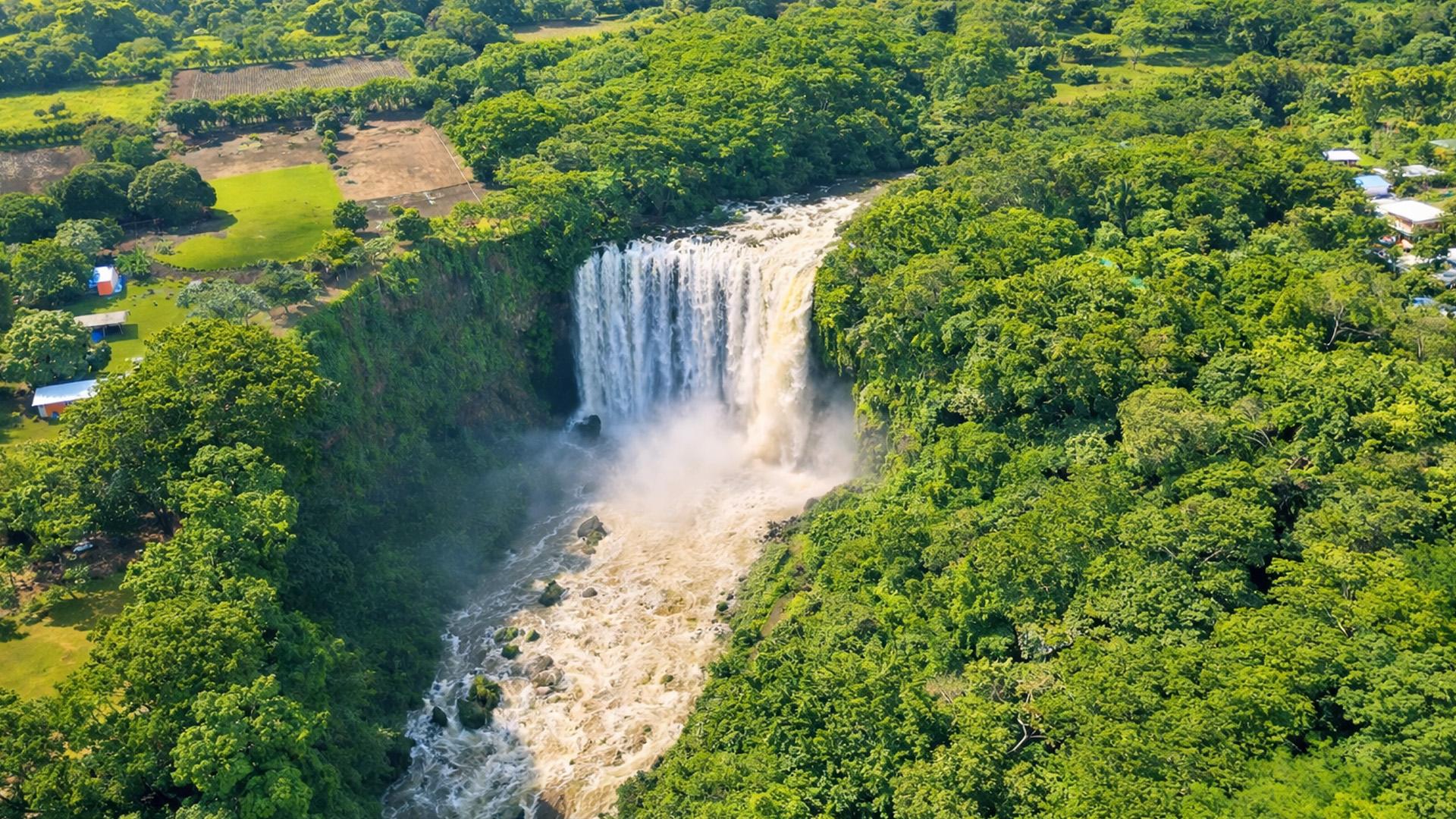 Cascada de Eyipantla: Impresionante salto de agua en Los Tuxtlas, Veracruz