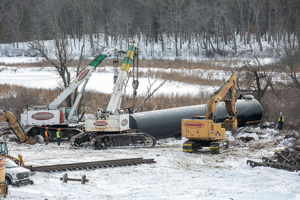 Mansfield train derailment update: Rail cars cleared from river, shelter order lifted