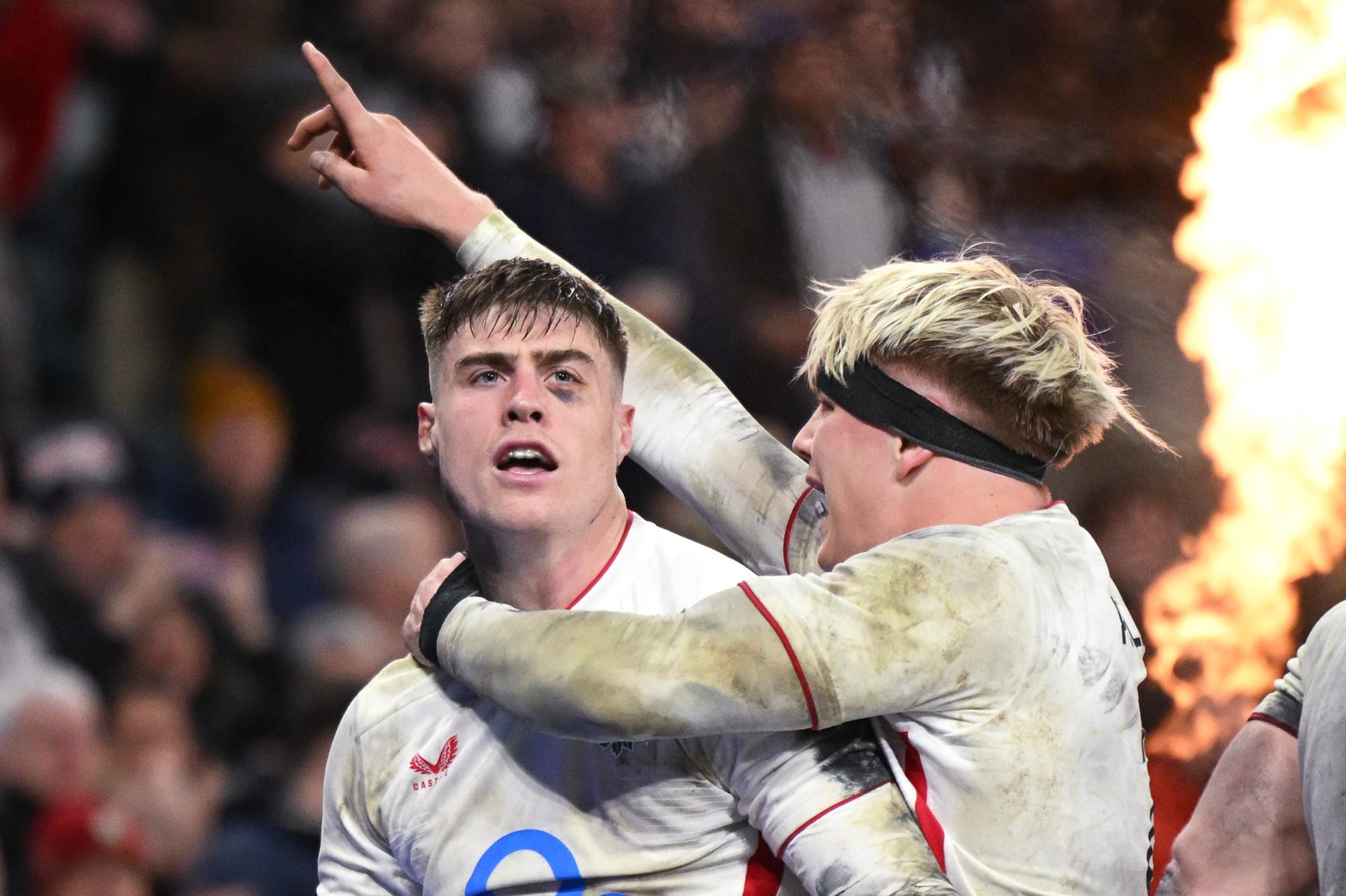 Saints star Freeman puts icing on the cake as England cruise past Wales