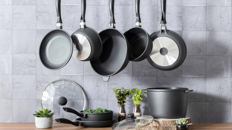 This common frying pan design is actually a red flag for buyers