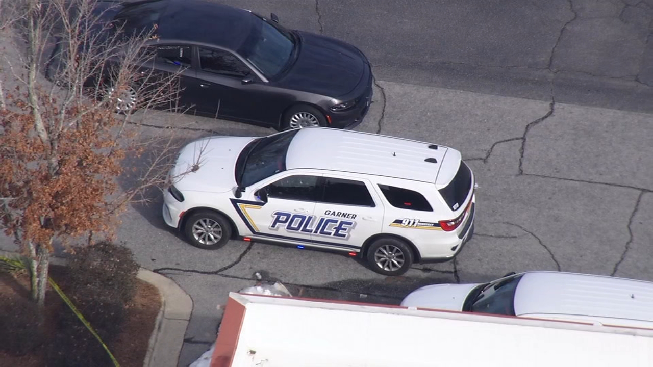Man arrested in armed bank robbery in Garner, police say