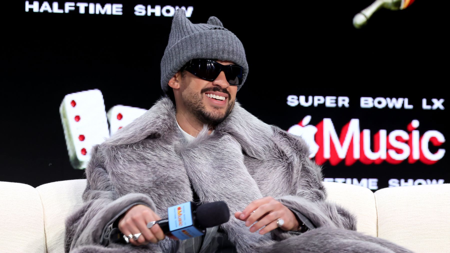 A qué hora canta Bad Bunny en el descanso de la Super Bowl 2026 y cómo ...