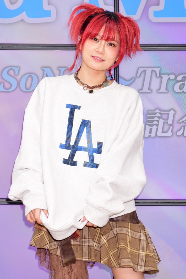 RaMu、最新トレカは「案外ギリギリいけた(笑)」かわいさ全開の一方で大人っぽさにも手応え