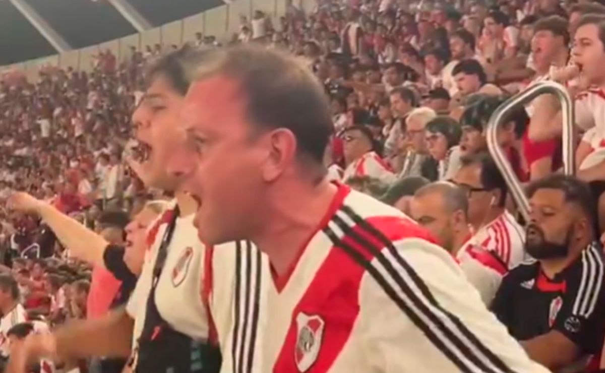 Los hinchas de River perdieron la paciencia e insultaron a todos en ...