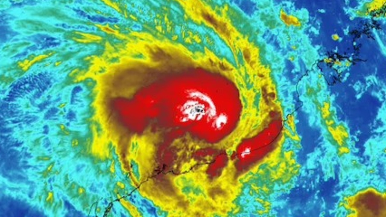 Warning over 195km/h winds, flash flooding