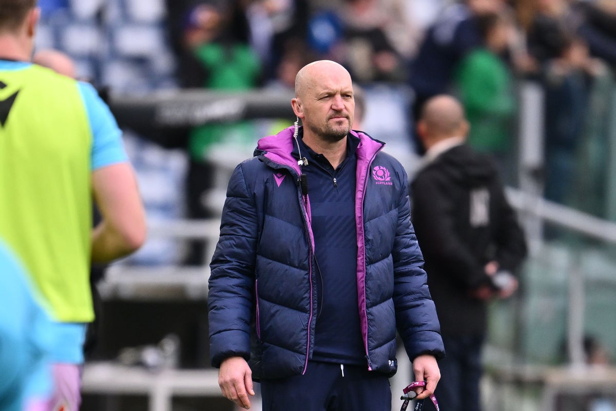Gregor Townsend dismisses talk of stepping down after Scotland’s defeat to Italy<br><br>
