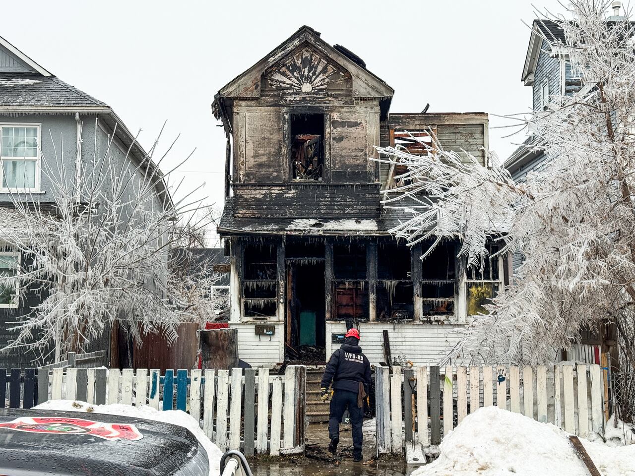 Man, 30, charged with 2nd-degree murder after deaths of 2 women in West ...