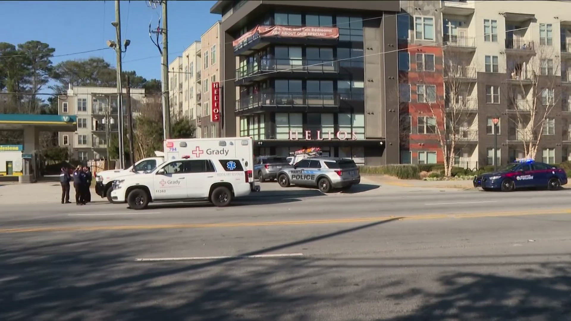Suspect in custody after two officers shot in Northeast Atlanta