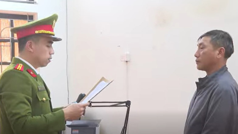 Khởi tố đối tượng bán gạo giả thương hiệu