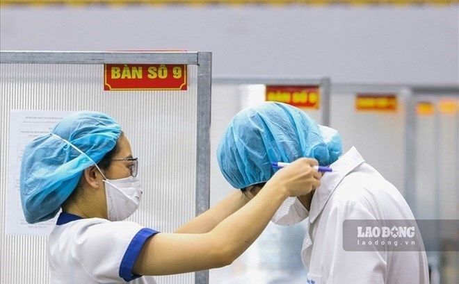 Đề xuất 6 mức phụ cấp ưu đãi với nhân viên y tế